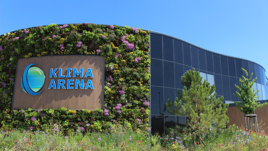 Geb&auml;udeansicht KLIMA ARENA von au&szlig;en.